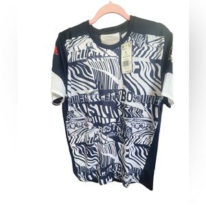 Adidas Men’s Tee NWT BOSTON LG